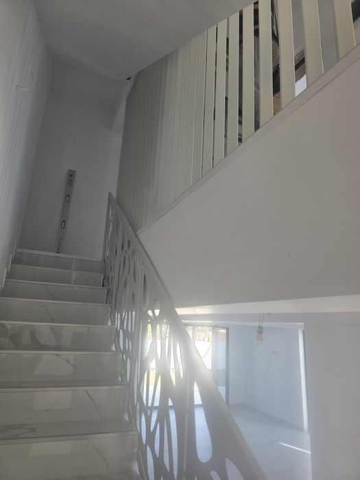 Balustrade metalice pentru interior și exterior