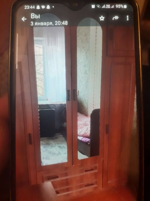 Шифоньер 4-х дверный и трюмо