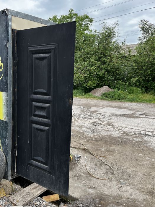 Таёр бутка сотилади