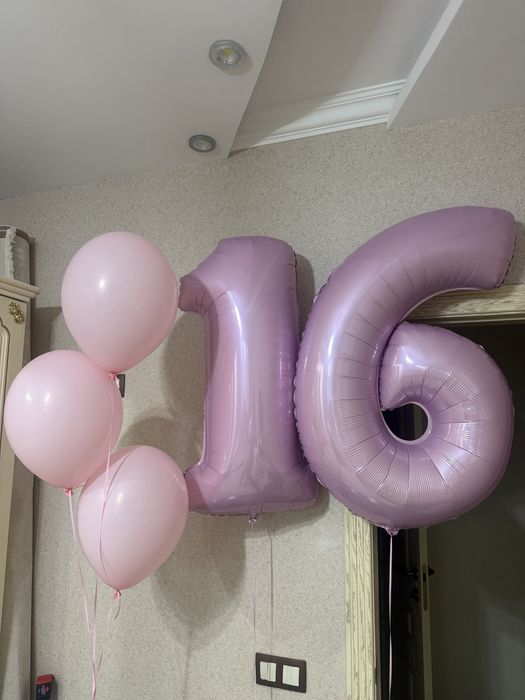 Шары  надутые цифра 16 и 3 шар