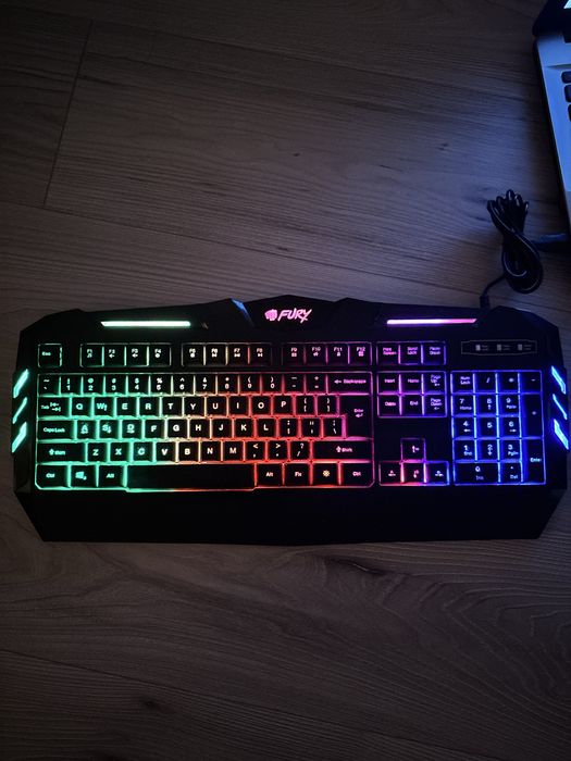 Set Tastatura & Mousepad Gaming Fury Spitfire