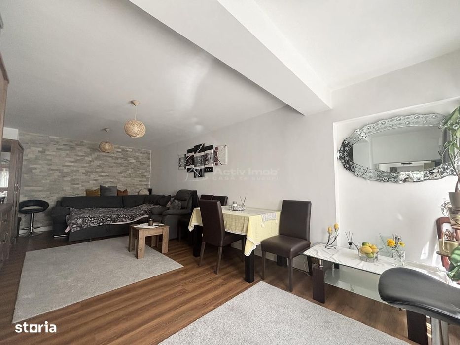 Refugiu urban cu personalitate – Casa cu mansarda si crama amenajata -