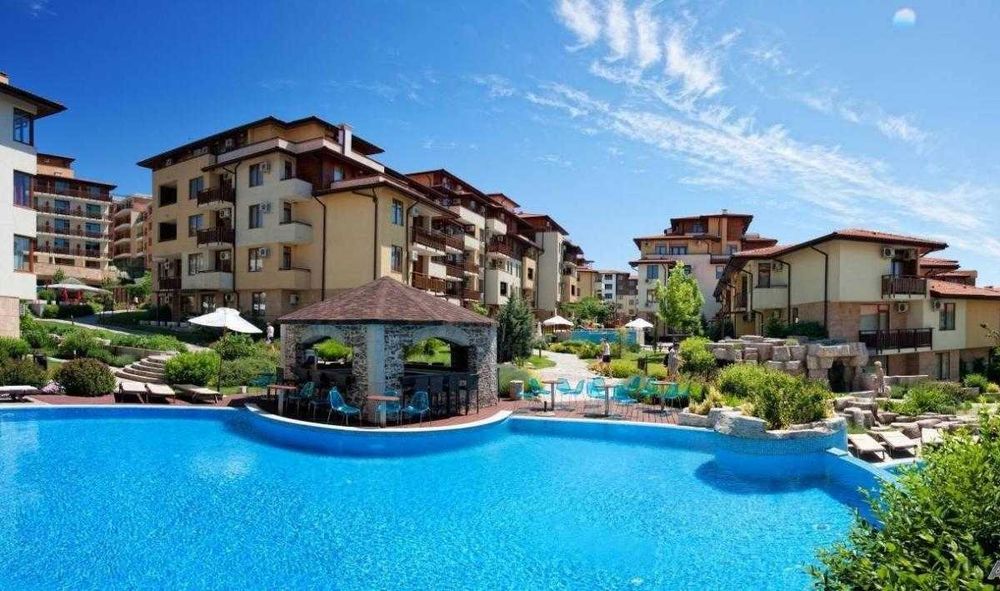 Продава се Двустаен апартамент в Свети Влас - 82 кв.м за 1122 €/кв.м - Снимка #14