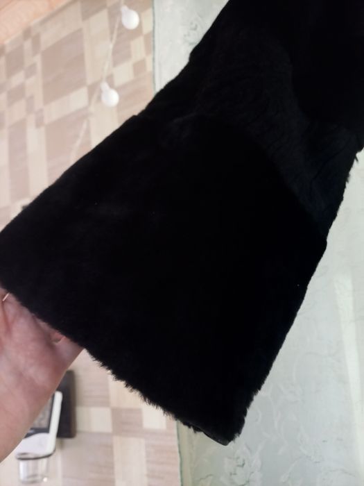 Продам шубу, мутон, 40-42 р