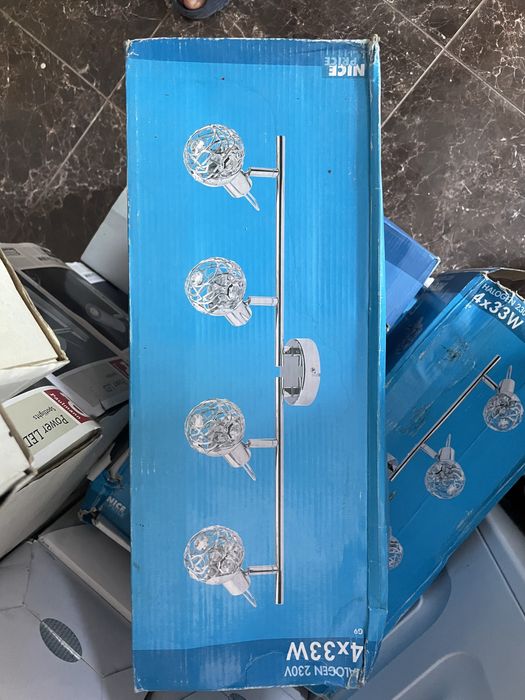 Lustre germane ideale pentru living camere sau băi