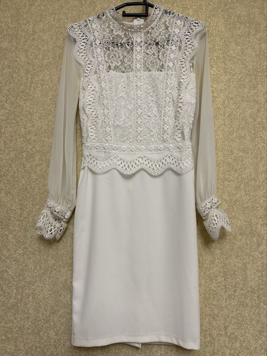 Женские платья.