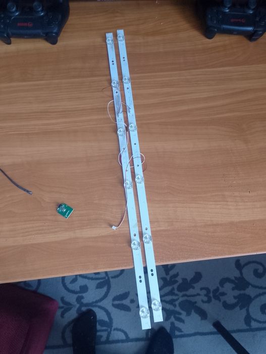 Bare backlight TV funcționale – set complet