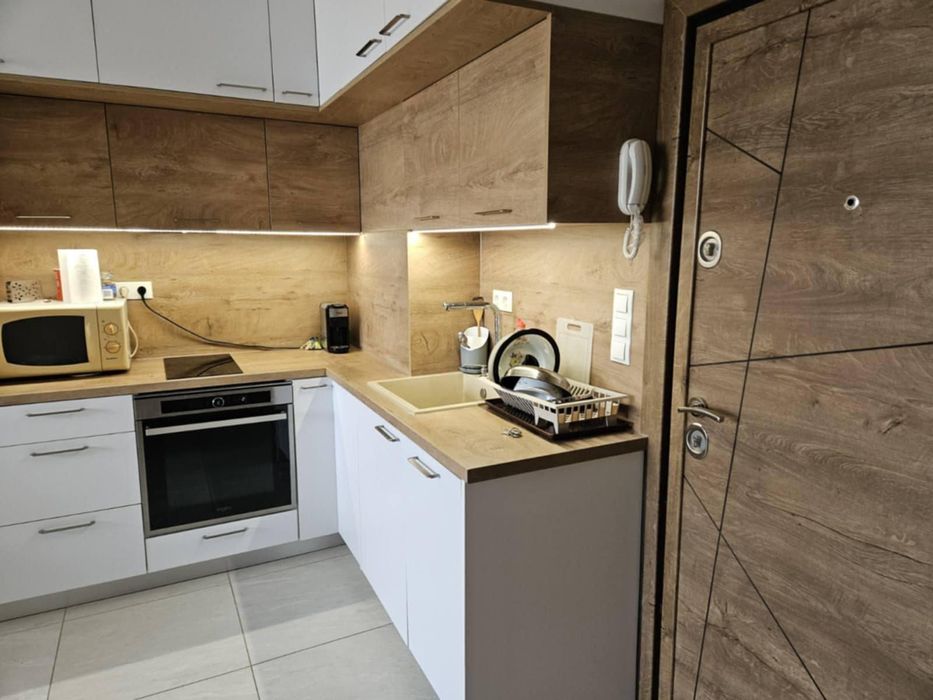 Дава се под наем Двустаен апартамент в София, Дружба 1 - 57 кв.м за 599 € - Снимка #1