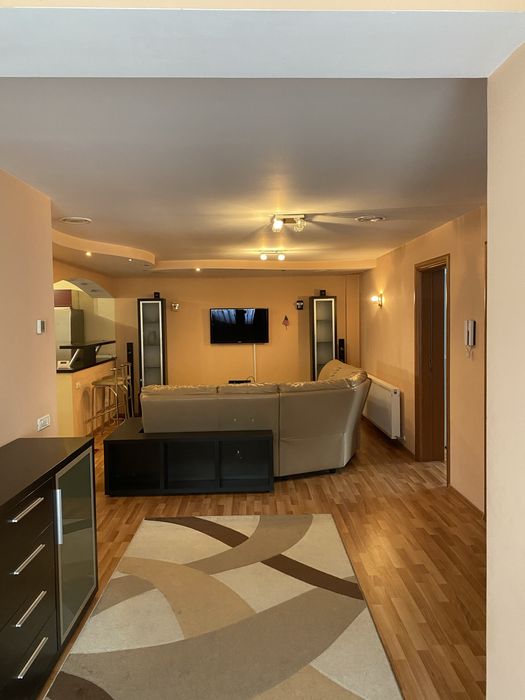 De inchiriat- Apartament 3 camere Ramnicu Valcea