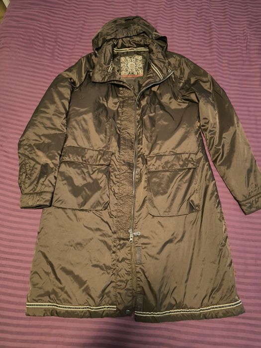 Дамско яке с качулка