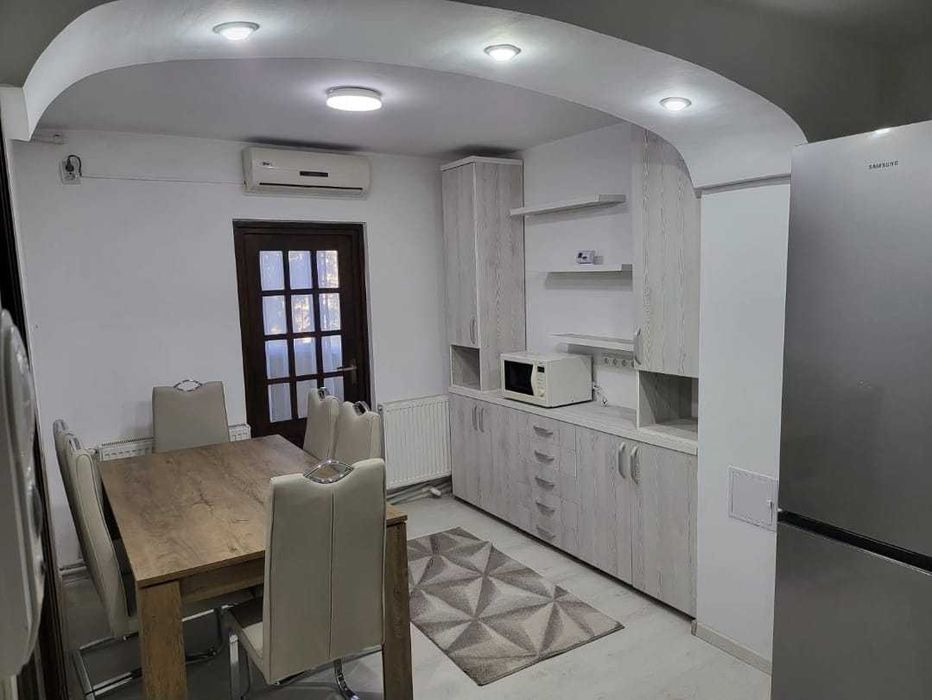 Apartament de închiriat