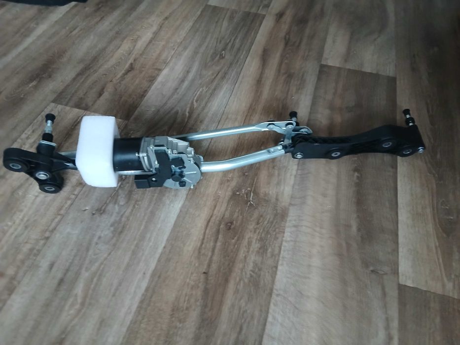 Механизъм с Мотор чистачки БМВ Е60 НОВ