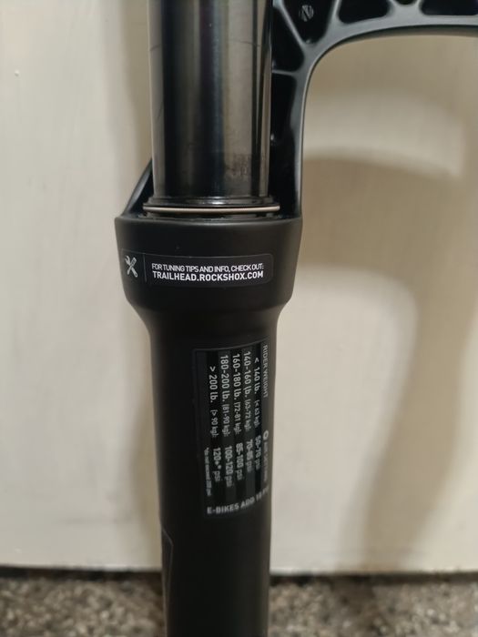 Въздушна вилка Rockshox Recon 27.5 цола
