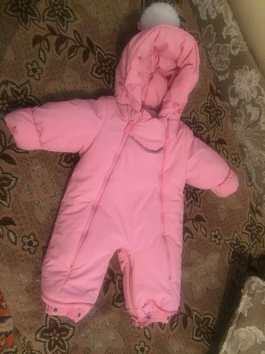 Продам комбинезон трансформер для  новорождённых. Б/у.