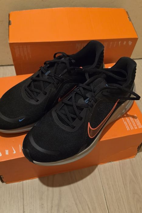 Оригинални маратонки nike 45размер