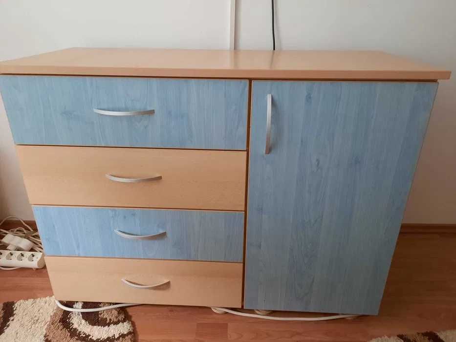 Comoda 103x79x44