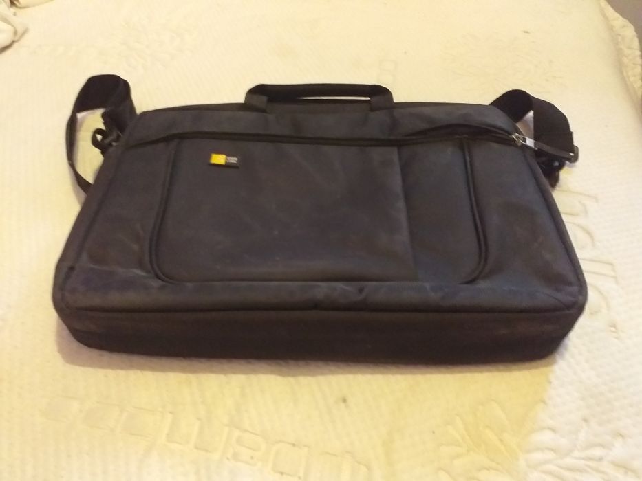 Geanta laptop