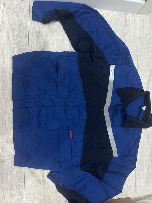 Продам спец одежду