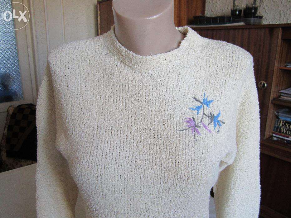 Pulover alb, marimea 40, handmade + bonus si livrare gratuita*