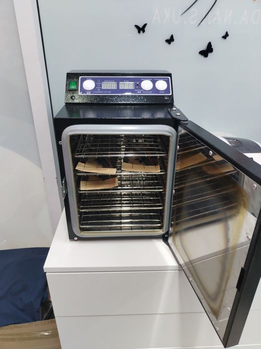 Продам сухожар феропласт 10л