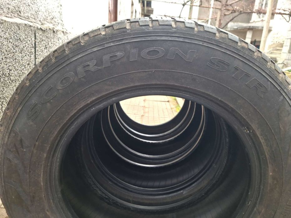 Гуми Pirelli 215 65 16 М+S 5мм грайфер