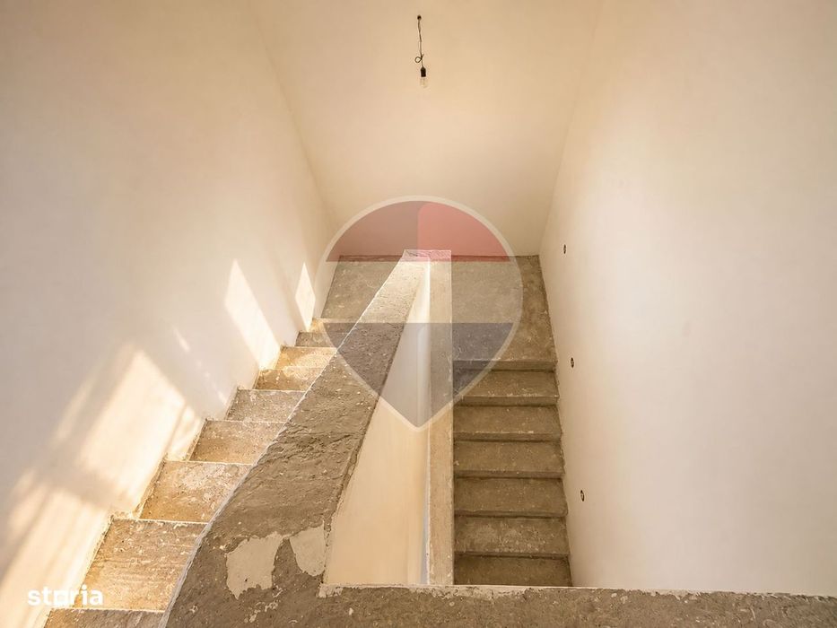 Casa cu 6 camere de vânzare în Negri jud. Bacau / posibilitate duplex