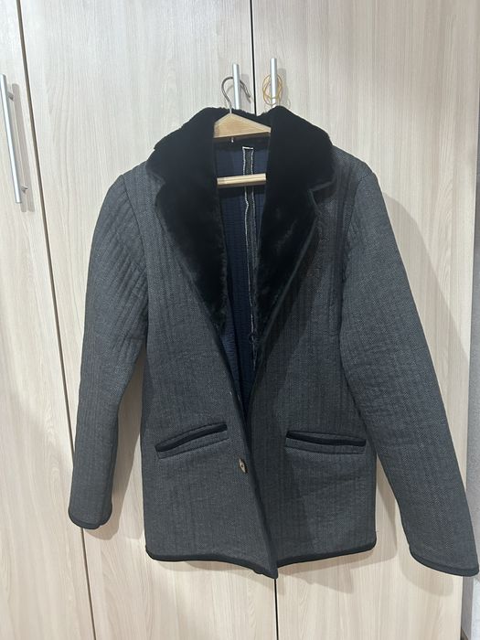 Димесезонная мужская куртка