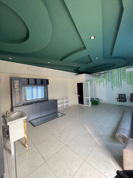 Фаргона шахар марказида А.Навоий ропарасида