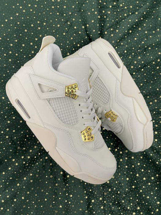 JORDAN 4 Metallic Gold