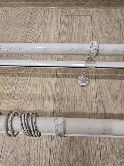 Продам карниз металический
