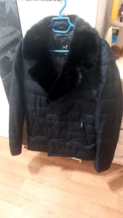 Продам куртку зимнюю