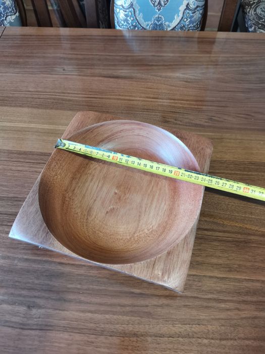 Farfurie din lemn, alte modele in celelalte anunturi ale mele.