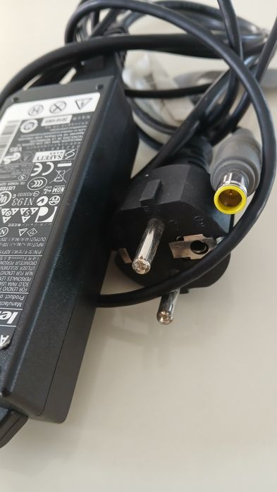 Incarcator laptop lenovo 65w
