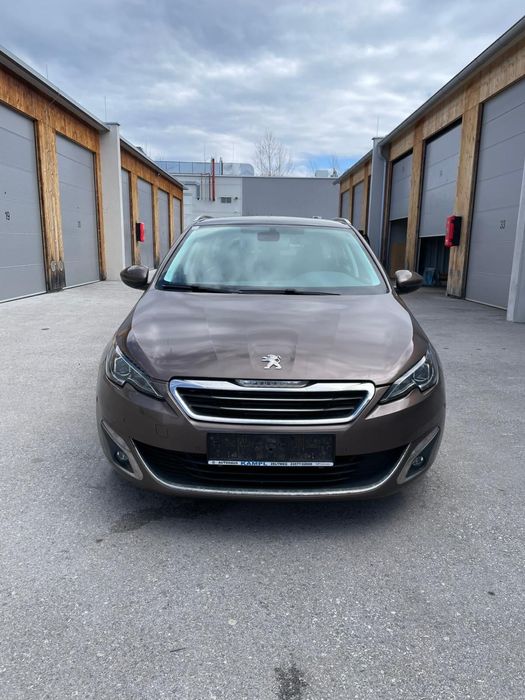 Peugeot 308 PureTech Kombi/Family Van 1.2 Benzina 130Cp