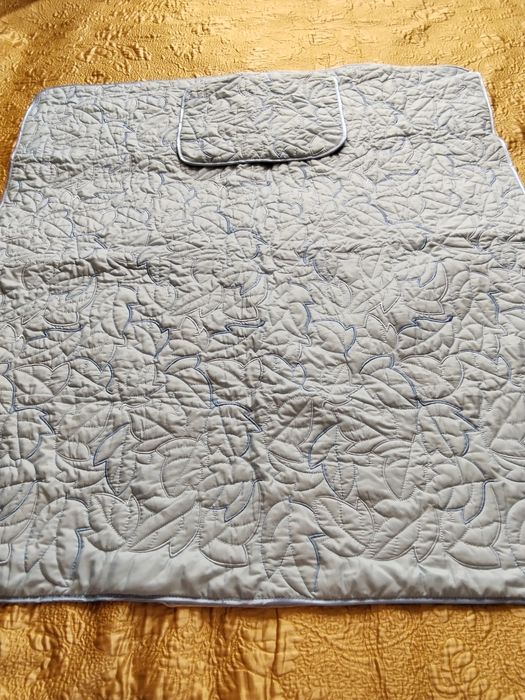 Покрывало с чехлом  детская кровать