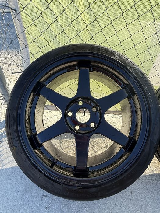 Джанти Rota Grid 18’ 5x114,3 с гуми