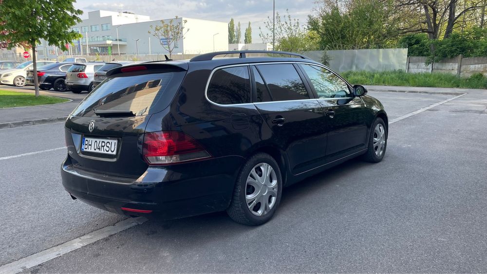 VOLKSWAGEN Golf 2010 — imagine 4