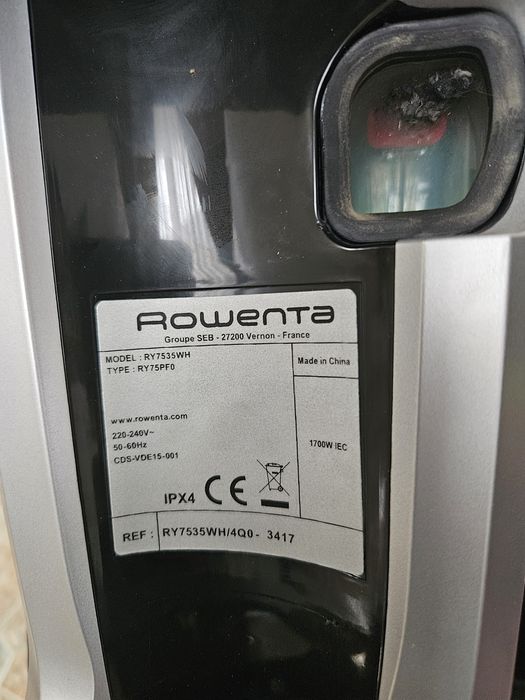 Aspirator cu spalare rowenta