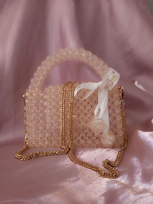 Trenddagi xrustal sumka