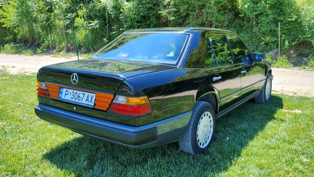 Mercedes-Benz 124 200 D