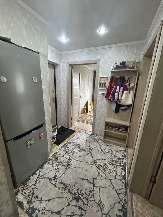 Продам квартиру 3-х комнатную