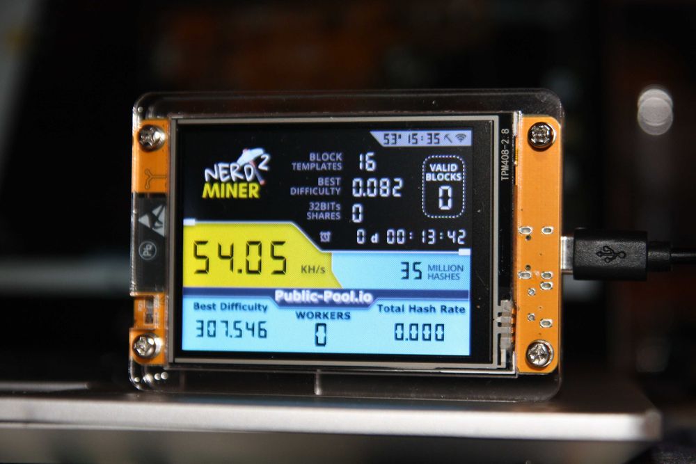 Nerdminer 2 Bitcoin miner