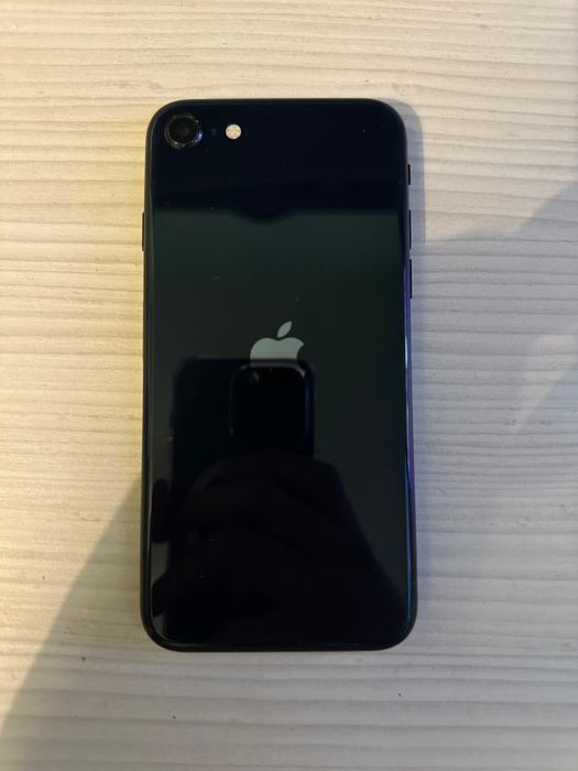 Vand iphone se 3 2022 256gb 86% baterie