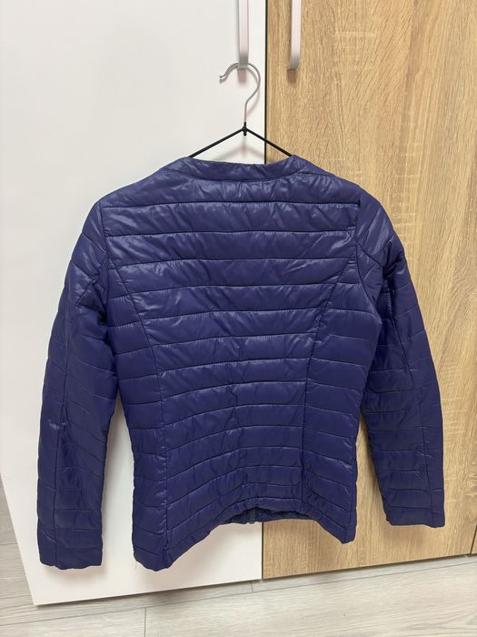 Тъмно синьо яке