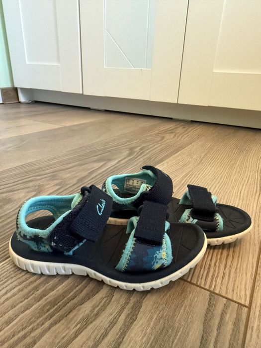 Сандали Clarks 25 момче