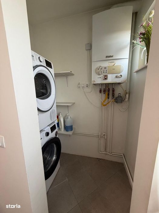 Apartament 3 camere,79 mp,2 băi,garaj,boxă,Deva-ultracentral