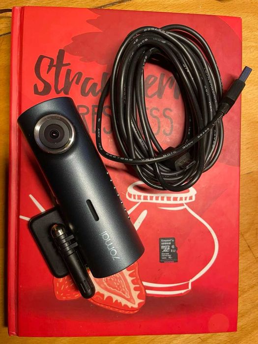 Видеорегистратор 70mai Dash Camera M300 + карта памет 128 GB