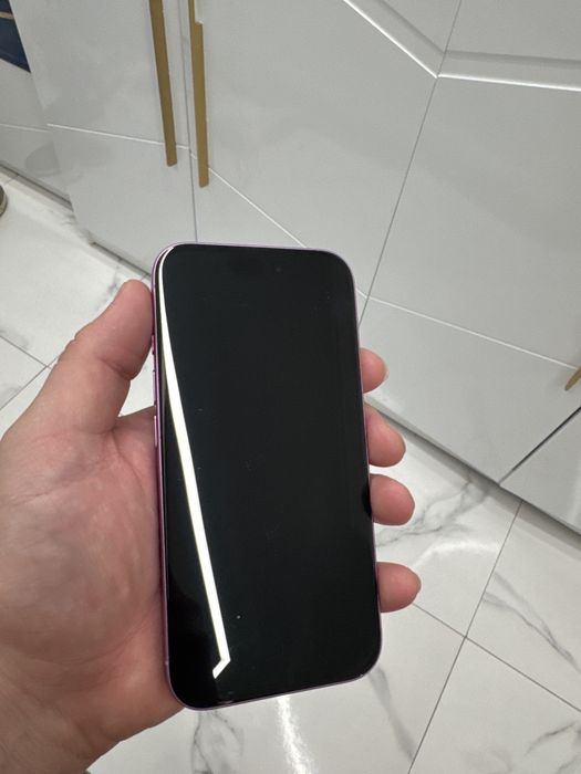 Продается Iphone 16