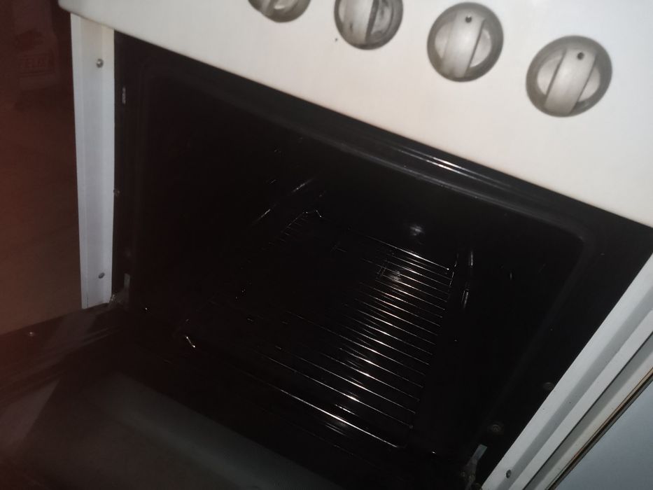 2 газ плиты продам