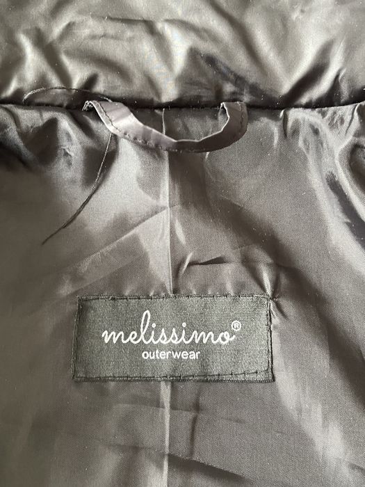 Бомбер-ветровка на девочк